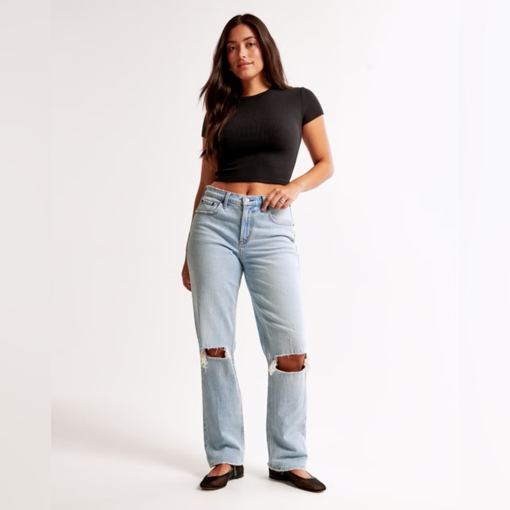 Abercrombie 90s straight mid rise curve love Light Blue Ripped size 25 short